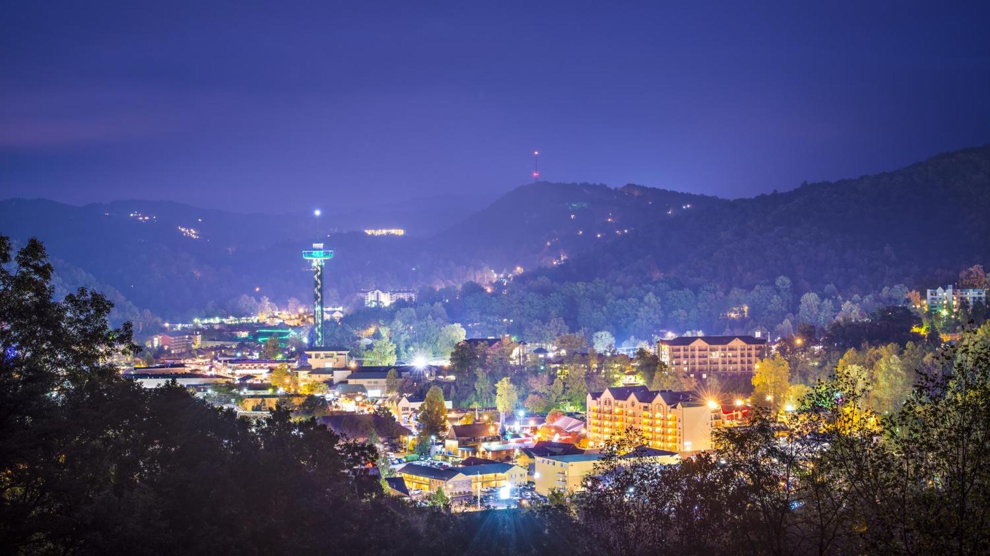 Mountain Lake Lodge, Hot Tub, Theater Room, 1089 Free Tickets Each Paid Day, Dollywood And More Sevierville Exterior foto
